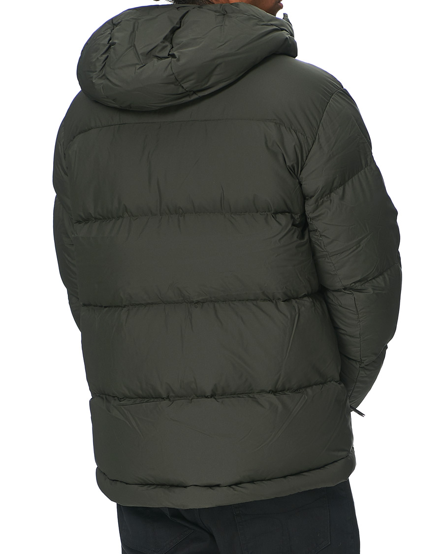 Mies | Takit | Peak Performance | Rivel Down Hooded Jacket Olive Extreme