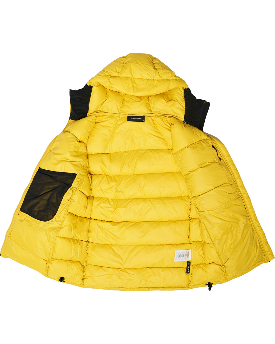 Mies | Takit | Peak Performance | Frost Down Hooded Jacket Trek Yellow