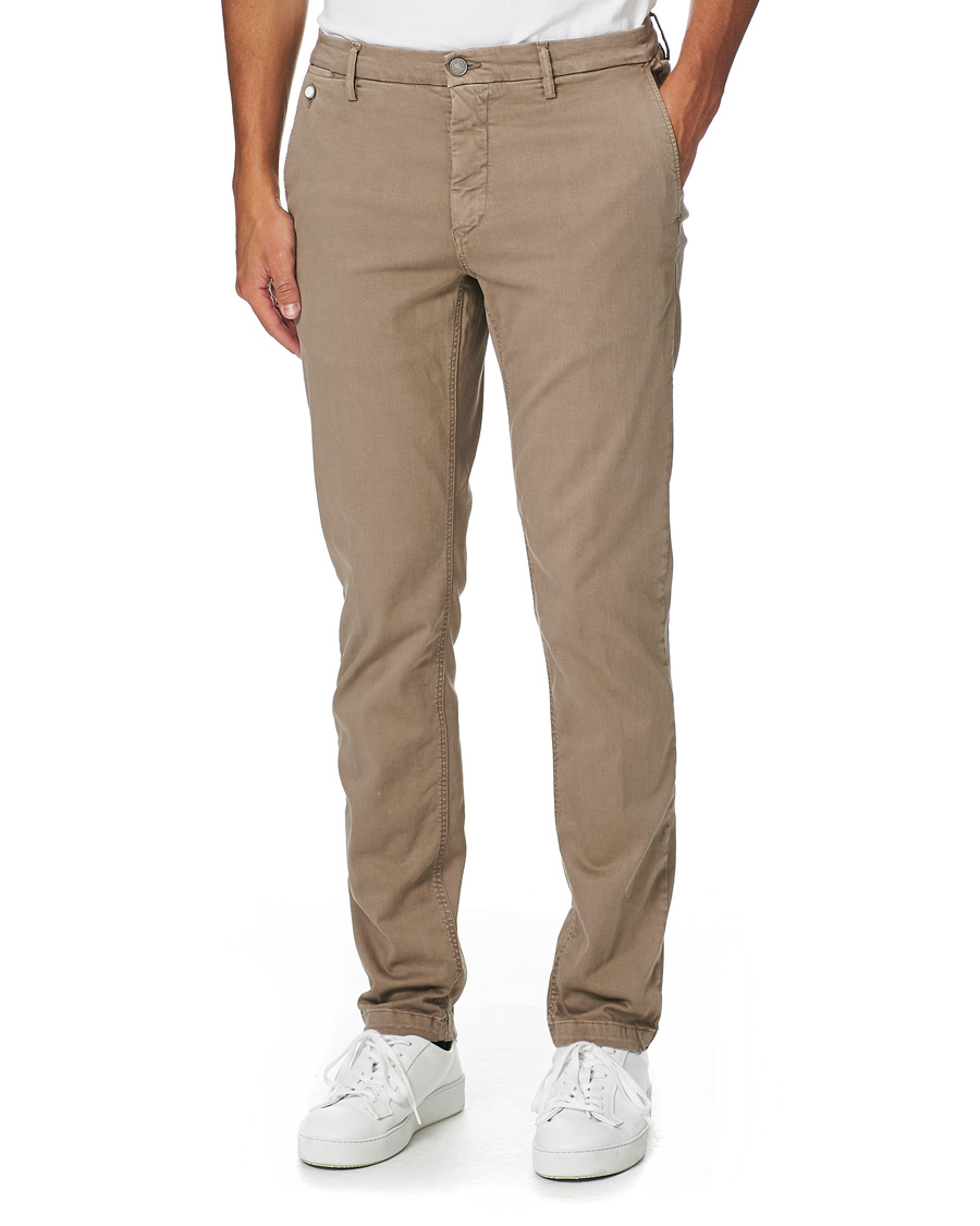 Mies | Housut | Replay | Benni Hyperflex X-Lite Chinos Walnut