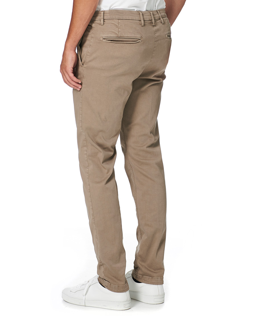 Mies | Housut | Replay | Benni Hyperflex X-Lite Chinos Walnut