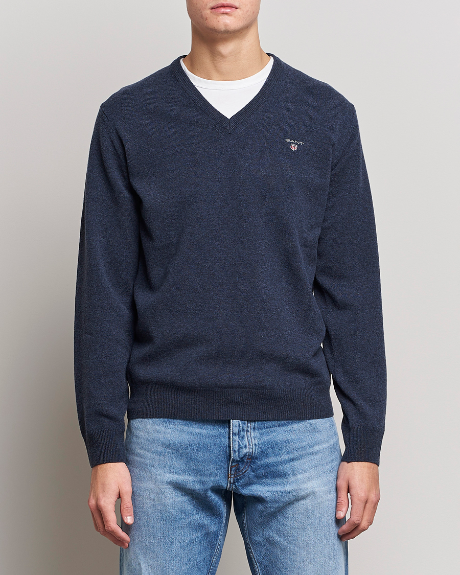 Mies | Puserot | GANT | Lambswool V-Neck Pullover Dark Navy Melange