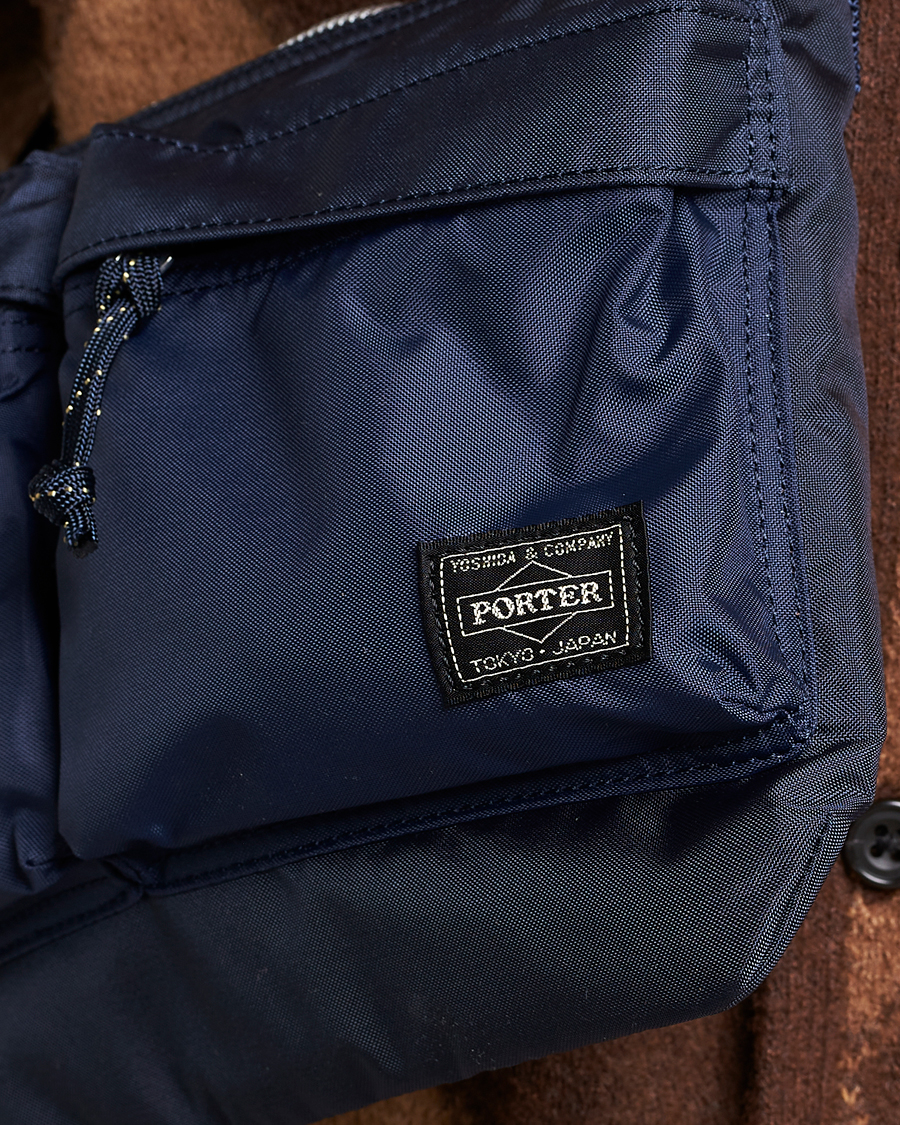 Mies | Laukut | Porter-Yoshida & Co. | Force Small Shoulder Bag Navy Blue