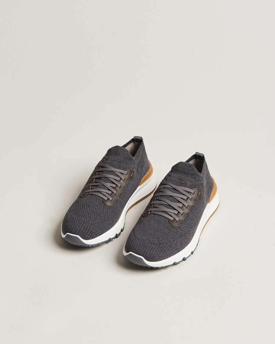 Mies | Tennarit | Brunello Cucinelli | Flannel Running Sneakers Dark Grey