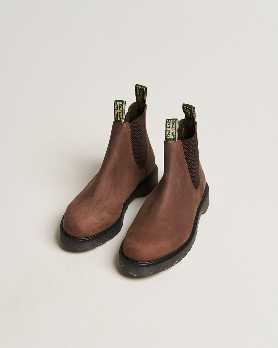 Mies | Käsintehdyt kengät | Loake Shoemakers | McCauley Heat Sealed Chelsea Brown Nubuck
