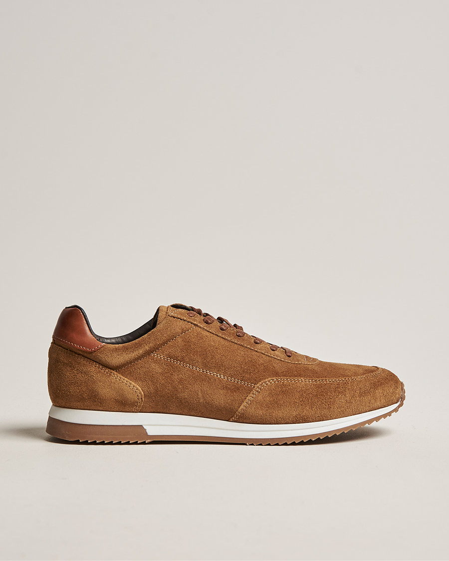 Mies | Best of British | Design Loake | Bannister Running Sneaker Tan Suede