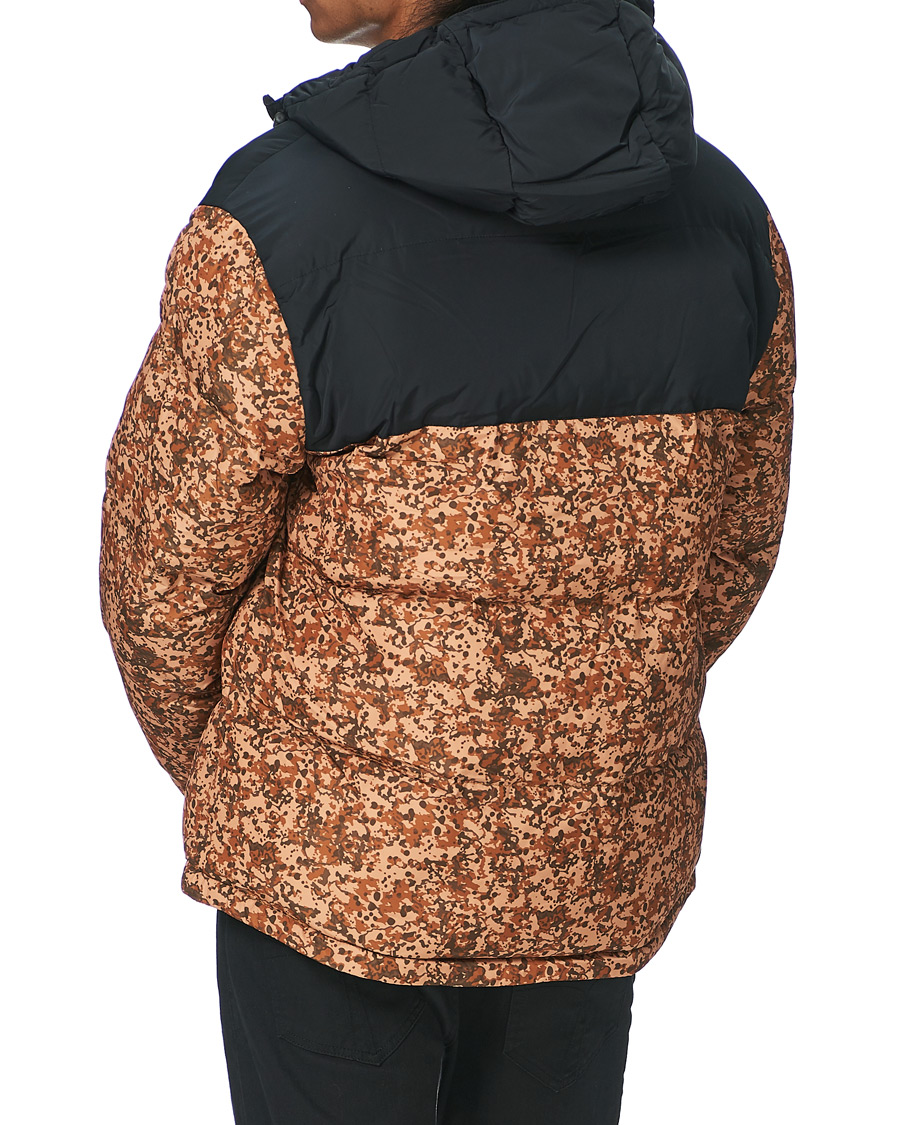 Mies | Takit | Lyle & Scott | Earth Print Padded Jacket Jet Black