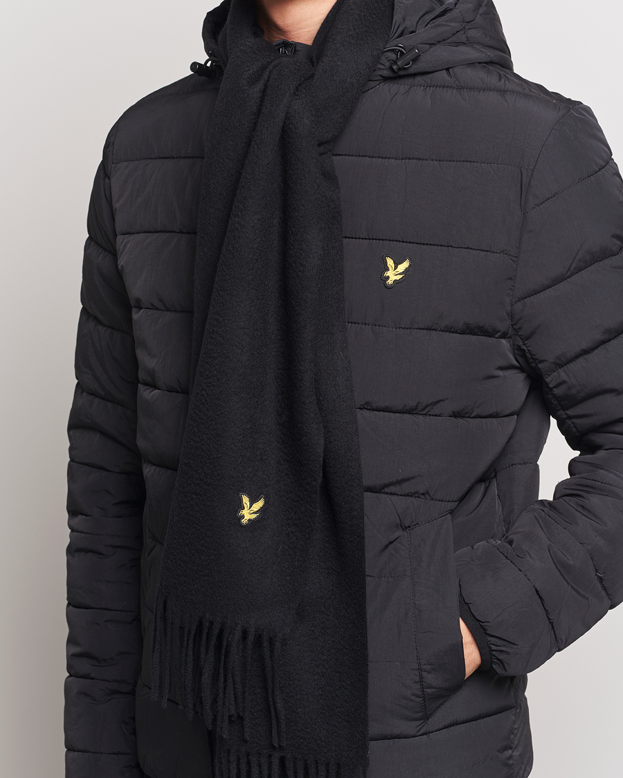 Mies | Lyle & Scott Lambswool Scarf True Black | Lyle & Scott | Lambswool Scarf True Black
