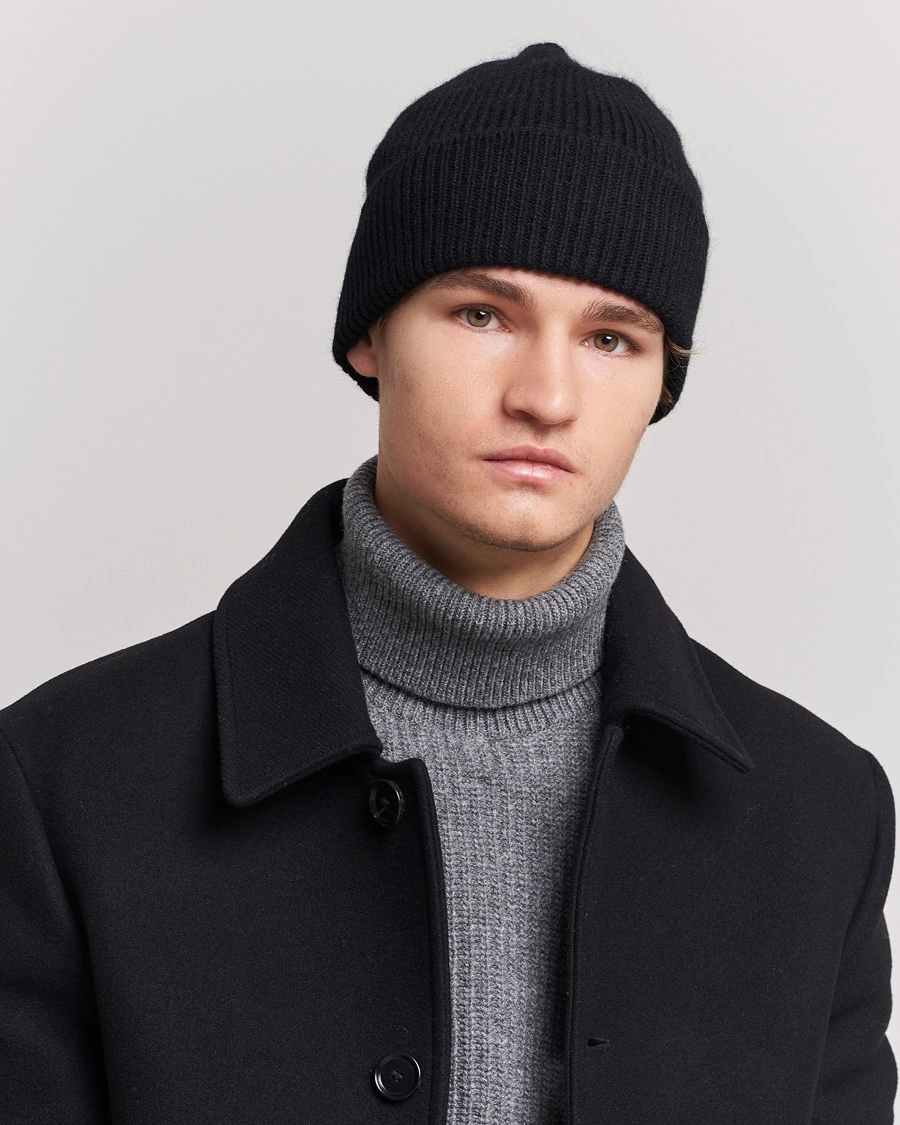 Mies | Pipot | Le Bonnet | Lambswool/Caregora Beanie Onyx