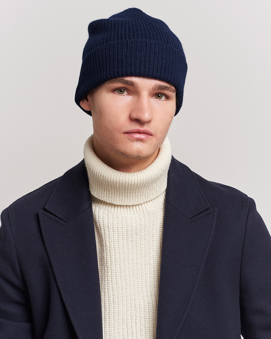 Mies | Pipot | Le Bonnet | Lambswool/Caregora Beanie Midnight