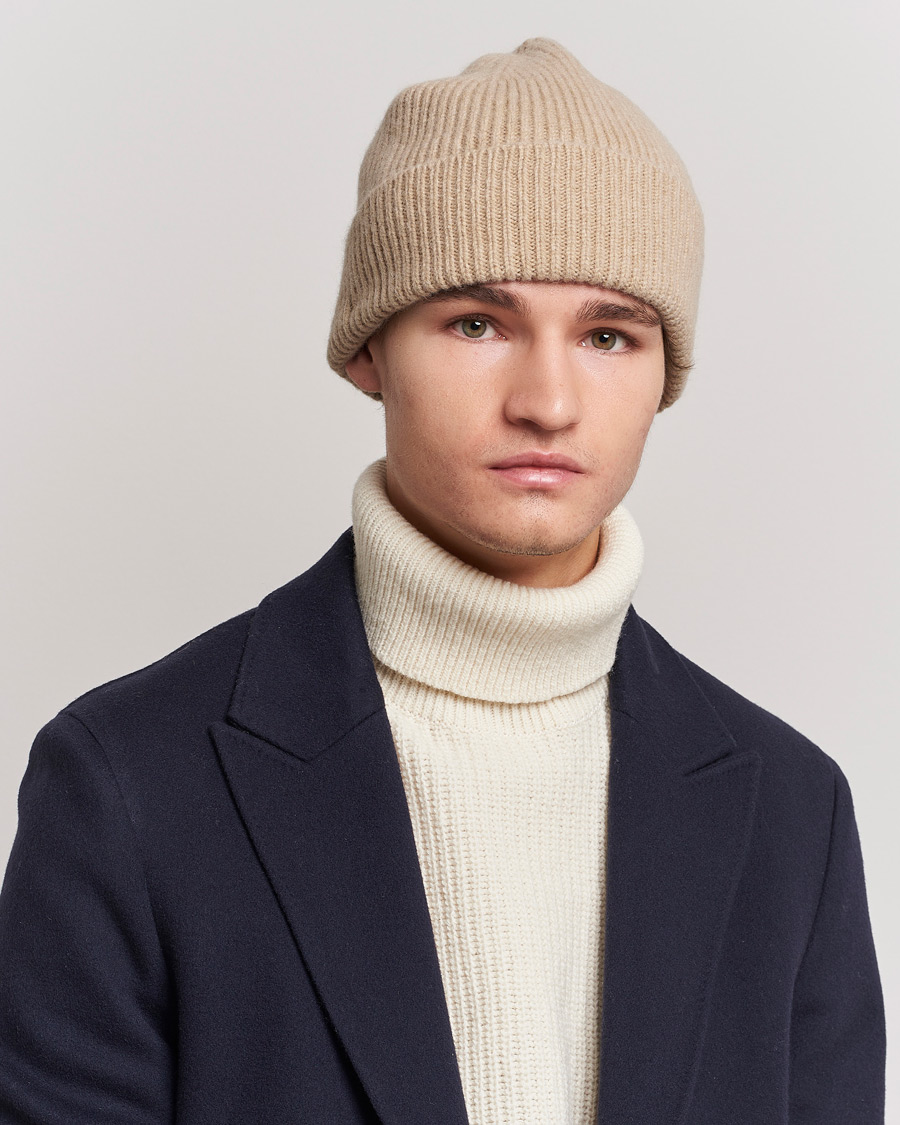 Mies | Pipot | Le Bonnet | Lambswool/Caregora Beanie Sand