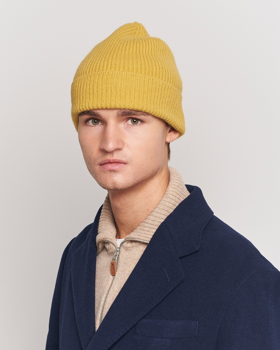 Mies | Pipot | Le Bonnet | Lambswool/Caregora Beanie Mustard