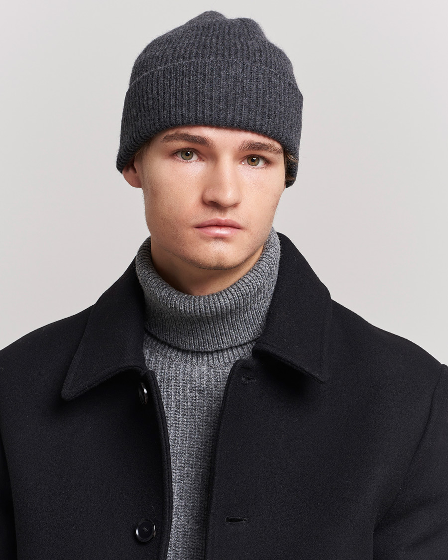 Mies | Pipot | Le Bonnet | Lambswool/Caregora Beanie Graphite