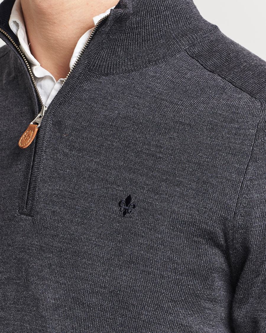 Mies | Puserot | Morris | John Merino Half Zip Dark Grey