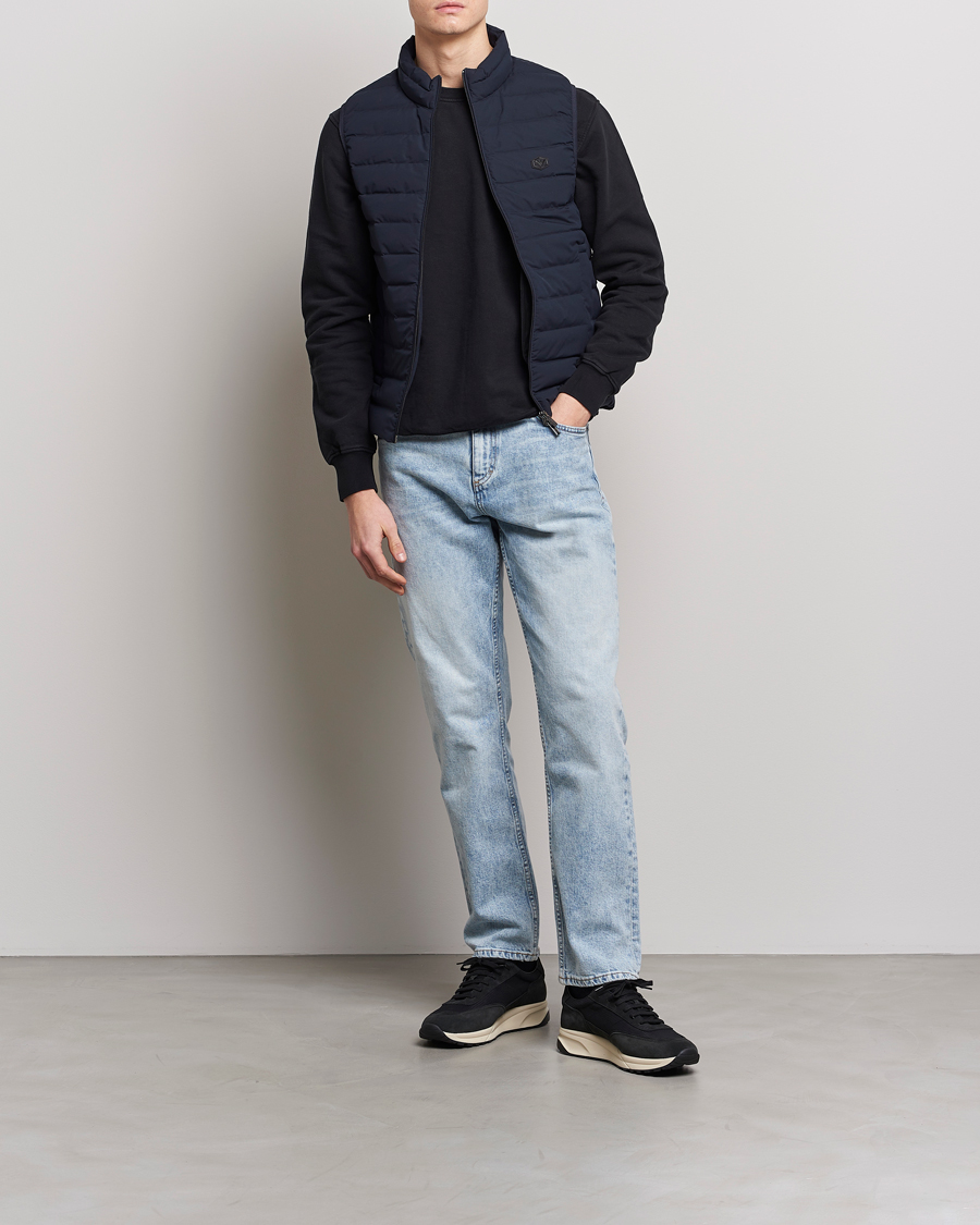 Mies | Ulkoliivit | Emporio Armani | Light Vest Navy