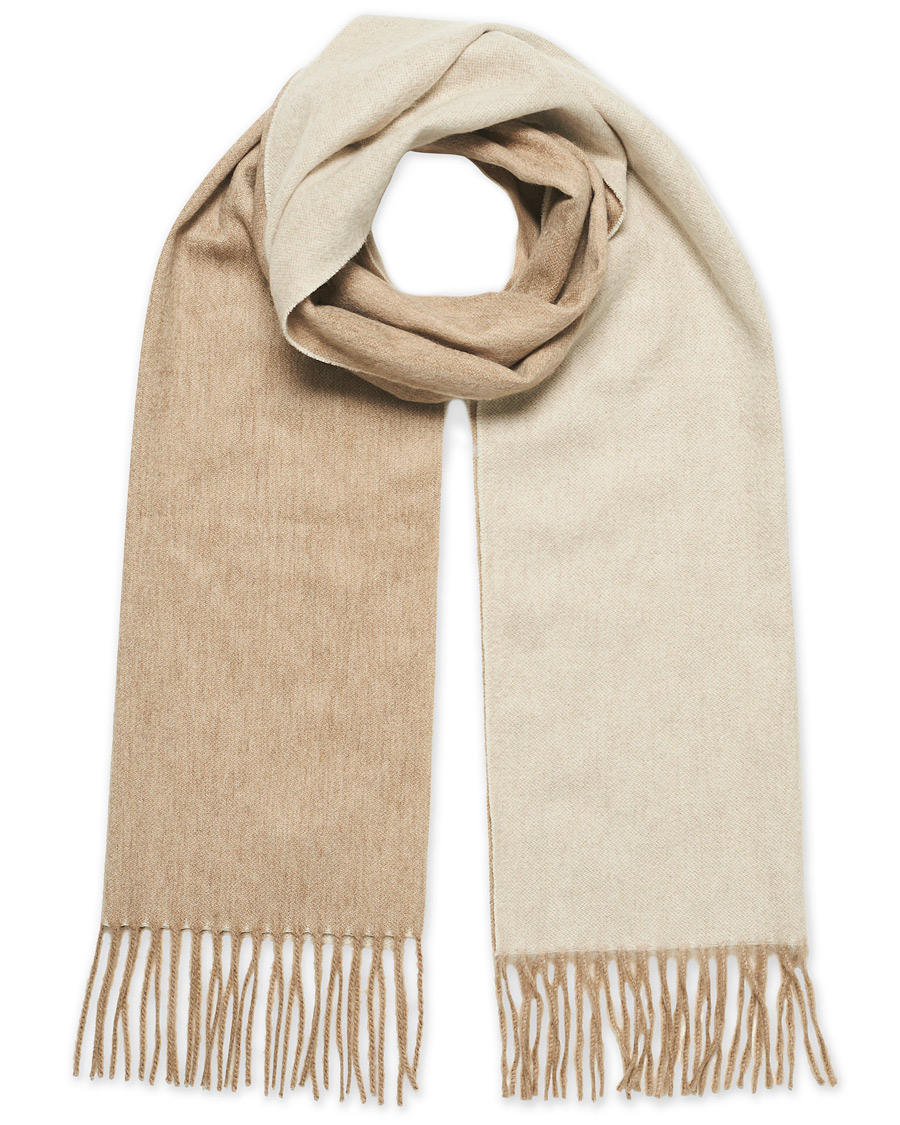 Mies | Begg & Co Arran Reversible Cashmere Scarf Stone/White | Begg & Co | Arran Reversible Cashmere Scarf Stone/White