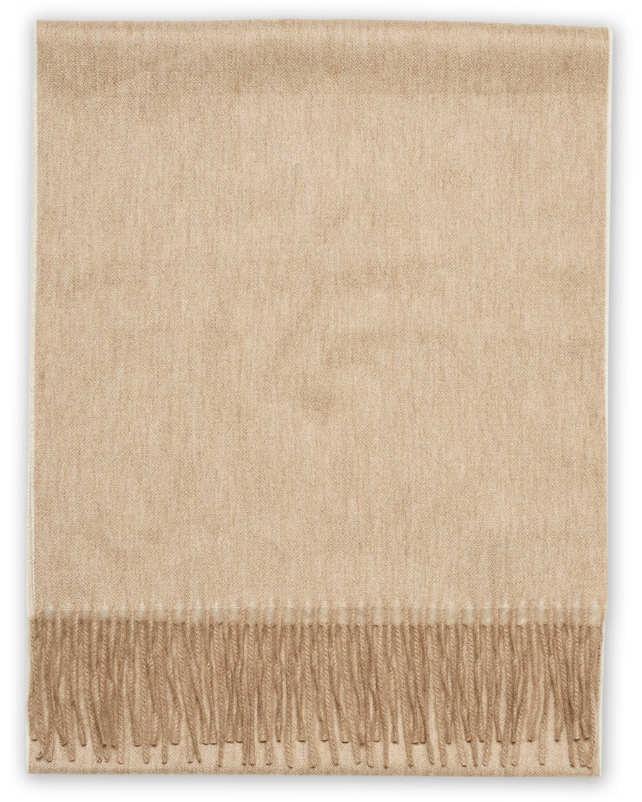 Mies | Begg & Co Arran Reversible Cashmere Scarf Stone/White | Begg & Co | Arran Reversible Cashmere Scarf Stone/White