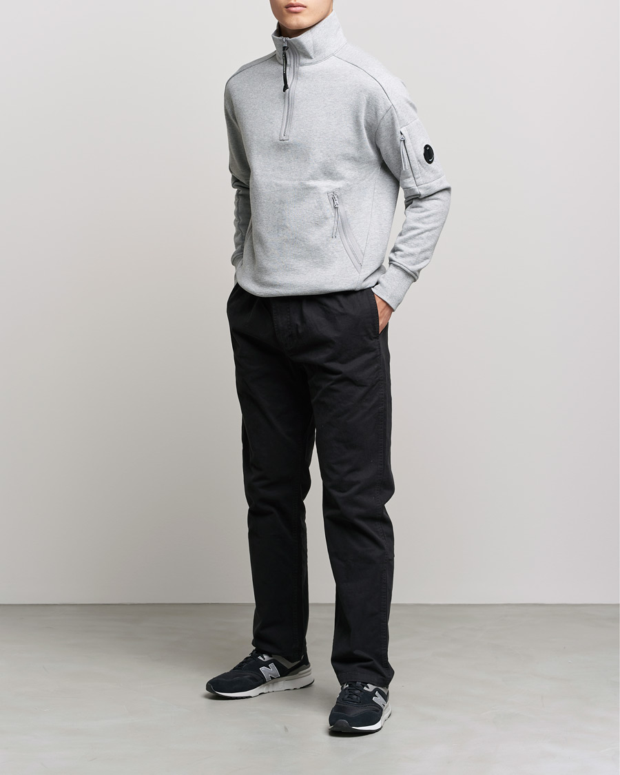 Mies | Puserot | C.P. Company | Diagonal Raised Fleece Half Zip Lens Sweatshirt Grey Mel
