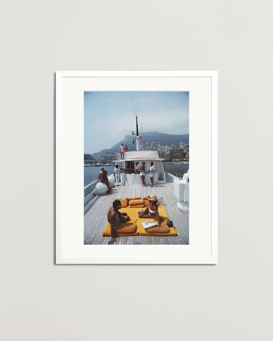 Mies | Taulut | Sonic Editions | Framed Slim Aarons Scottis Yacht
