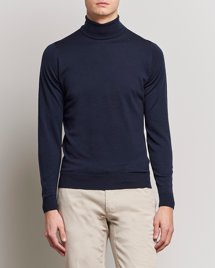 Mies | Puserot | John Smedley | Cherwell Extra Fine Merino Rollneck Midnight
