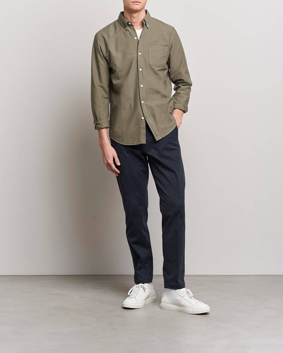 Mies | Kauluspaidat | Colorful Standard | Classic Organic Oxford Button Down Shirt Dusty Olive