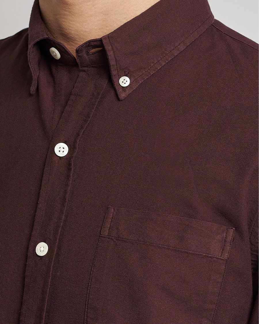 Mies | Kauluspaidat | Colorful Standard | Classic Organic Oxford Button Down Shirt Oxblood Red