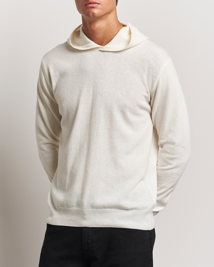 Mies | Puserot | Oscar Jacobson | Pascal Wool/Cashmere Hoodie Creme