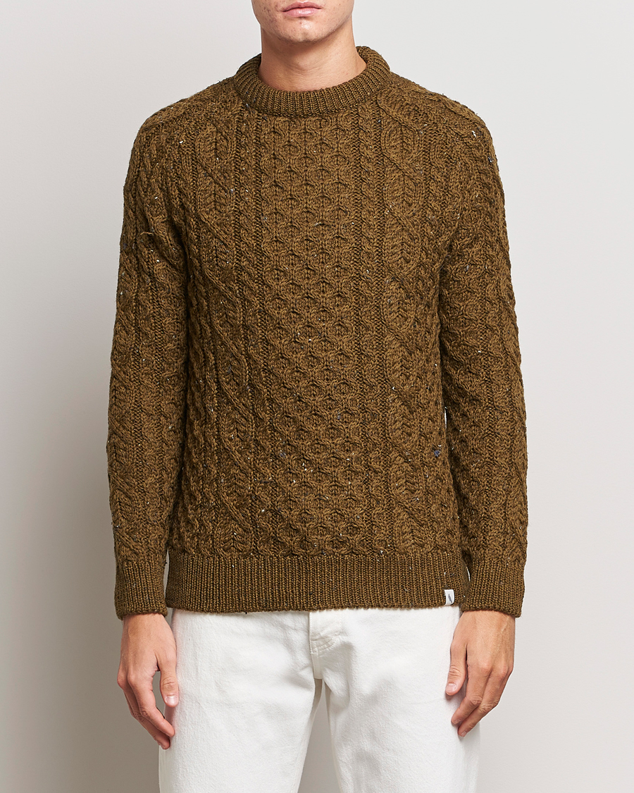 Mies | Puserot | Peregrine | Hudson Wool Aran Knitted Jumper Khaki