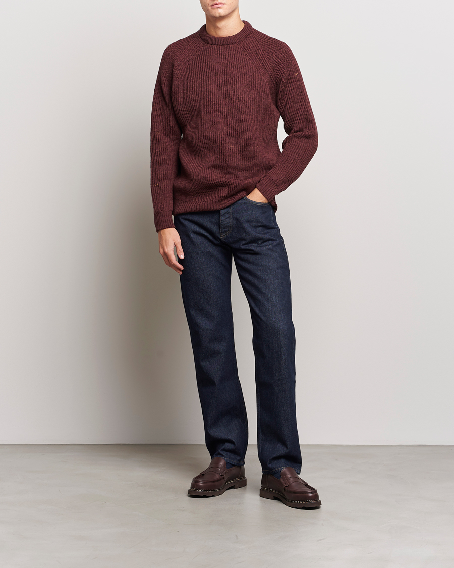 Mies | Puserot | Peregrine | Ford Knitted Wool Jumper Shiraz