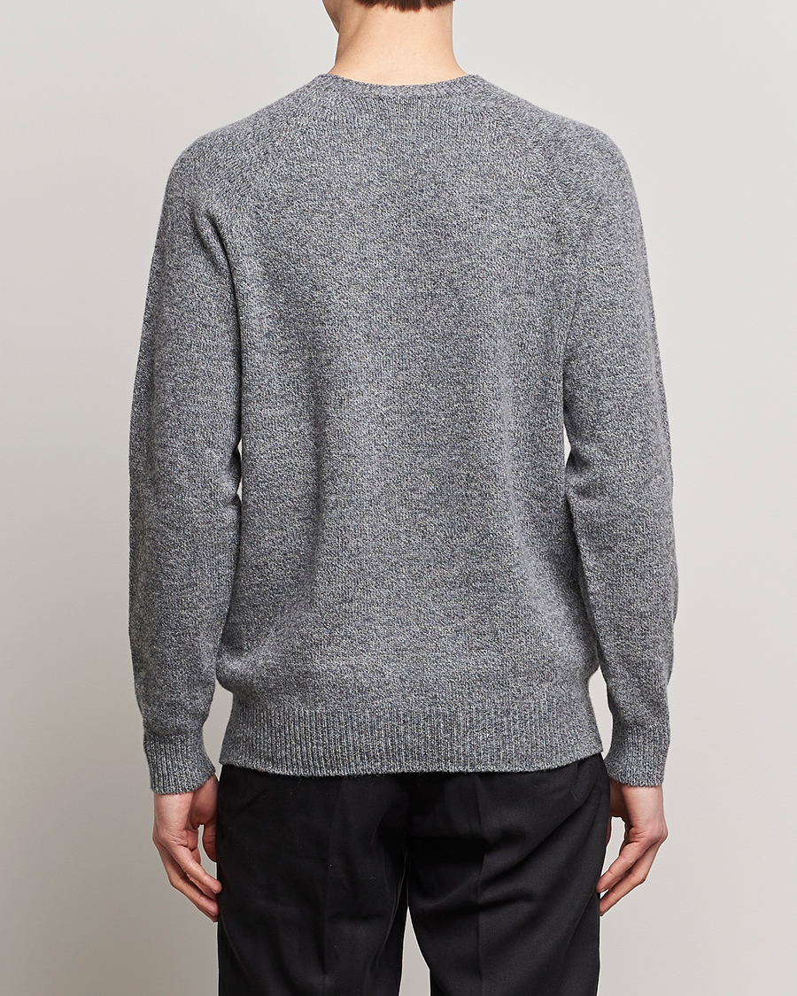 Mies | Puserot | Sunspel | Lambswool Crew Neck Grey Melange