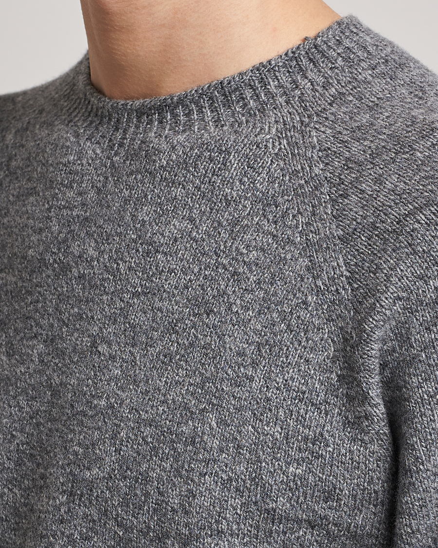 Mies | Puserot | Sunspel | Lambswool Crew Neck Grey Melange