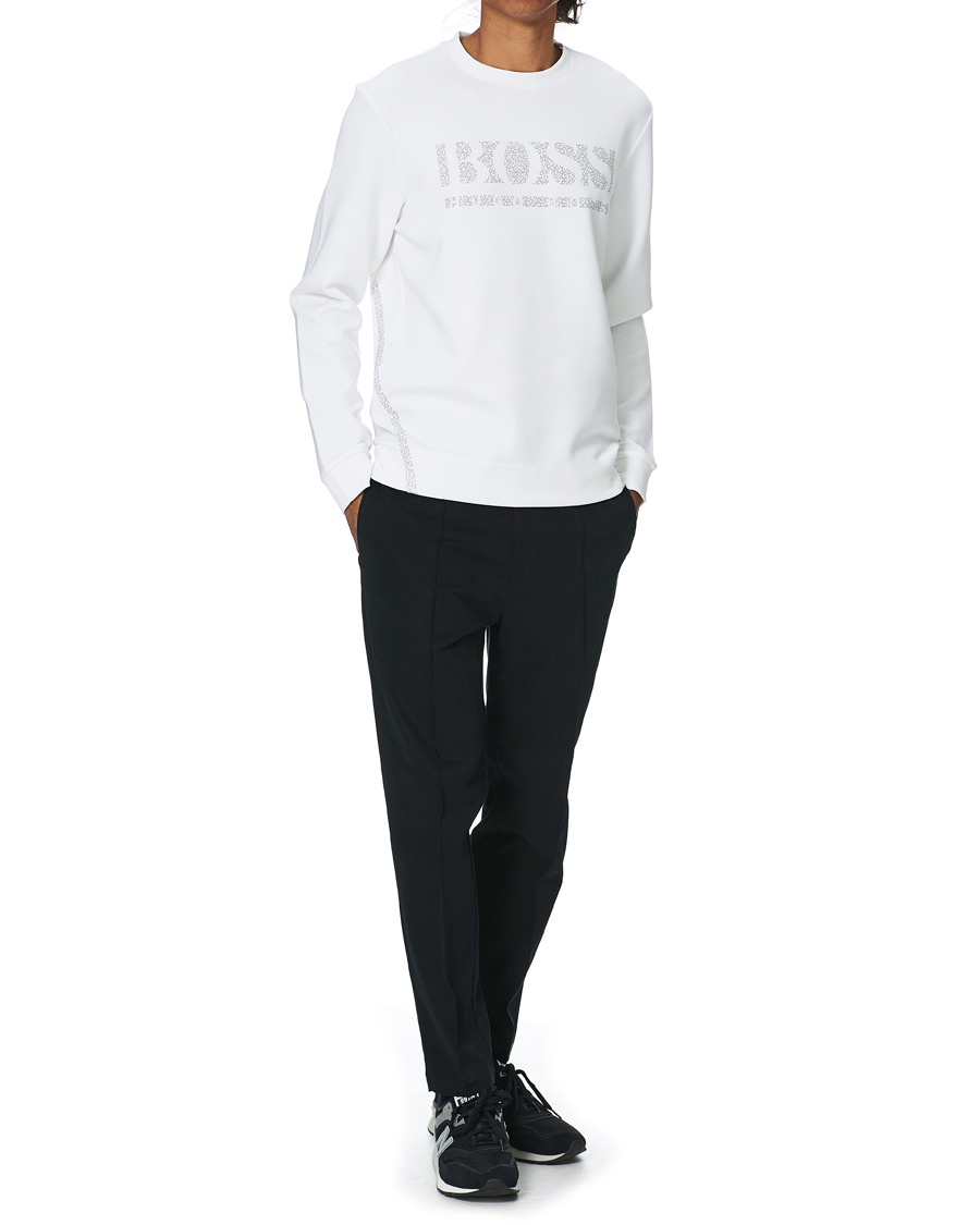 Mies | Puserot | BOSS GREEN | BOSS Athleisure Salbo Iconic Crew Neck Sweatashirt White