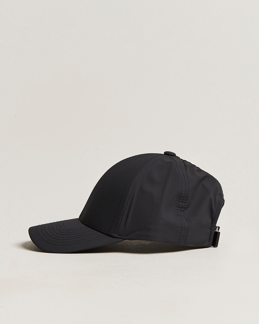 Mies | Päähineet | Varsity Headwear | Active Tech Cap Black