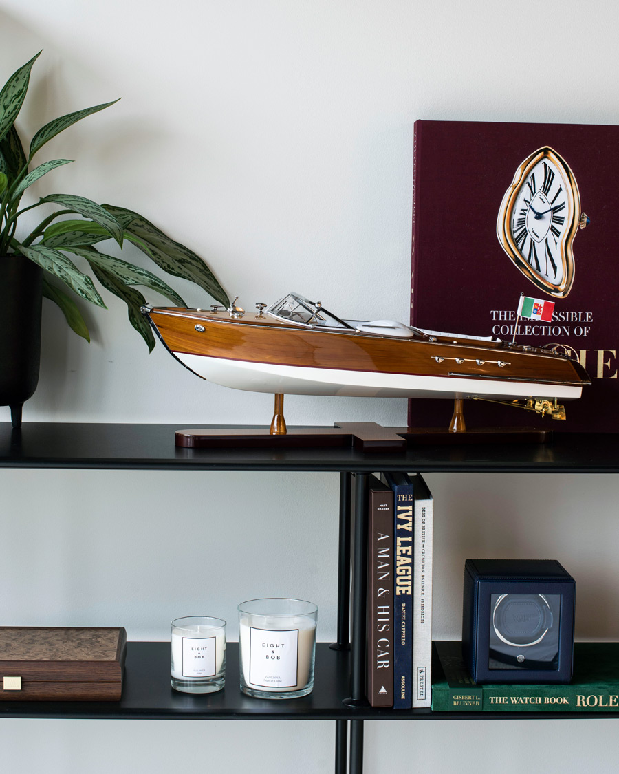 Mies | Koristeet | Authentic Models | Aquarama Wood Boat