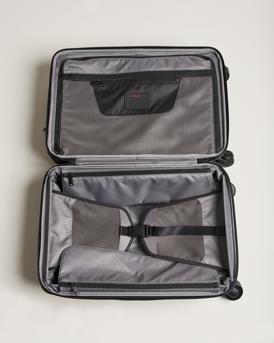 Mies | Laukut | TUMI | International Dual Access 4 Wheeled Carry-On Black