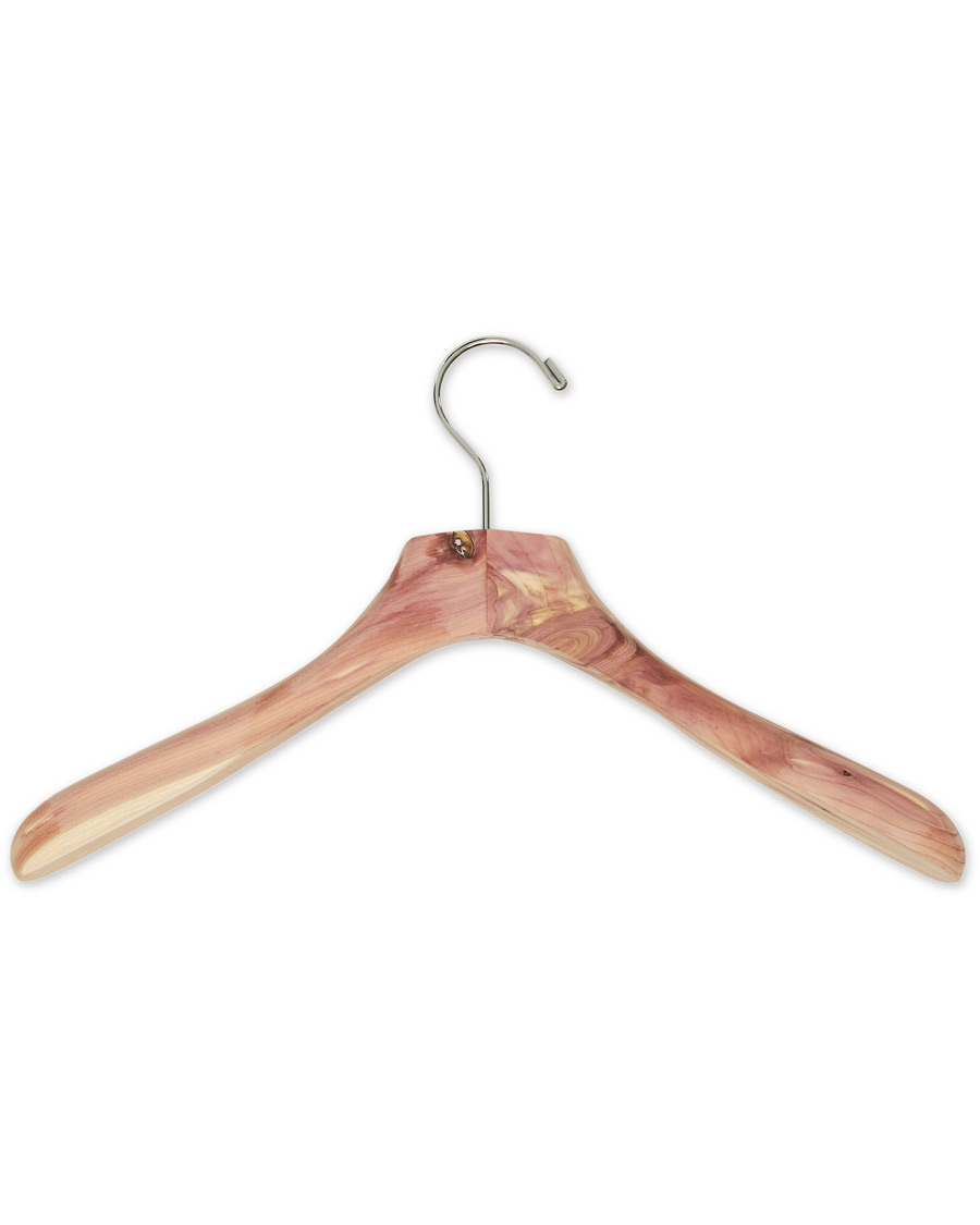 Mies | Care with Carl Cedar Wood Jacket Hanger | Care with Carl | Cedar Wood Jacket Hanger