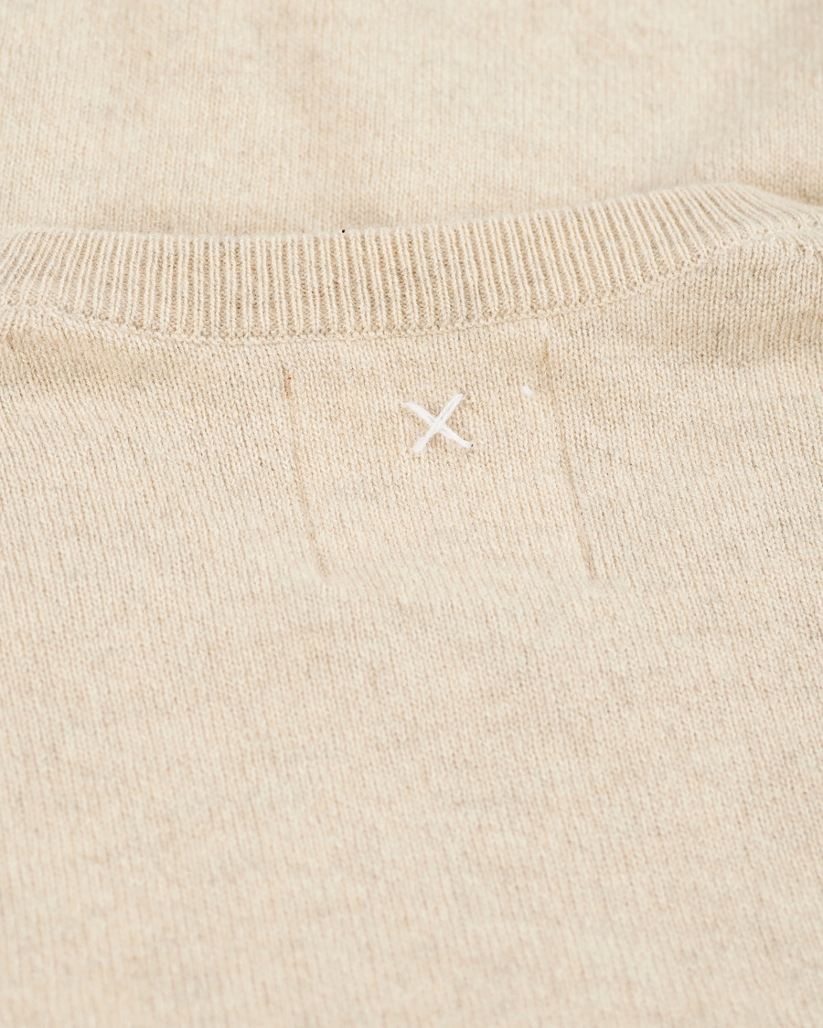 Mies | Puserot | People's Republic of Cashmere | Cashmere Roundneck Oatmilk