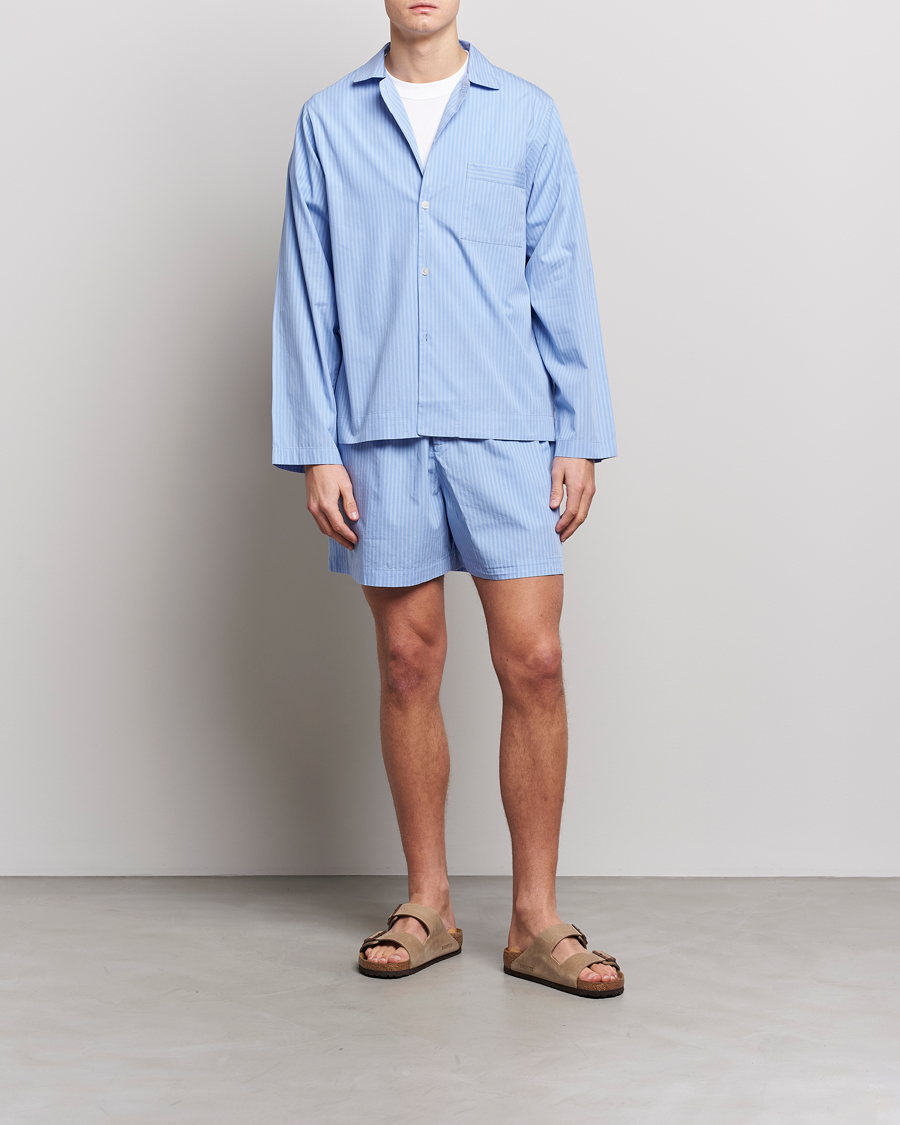 Mies | New Nordics | Tekla | Poplin Pyjama Shorts Pin Stripes