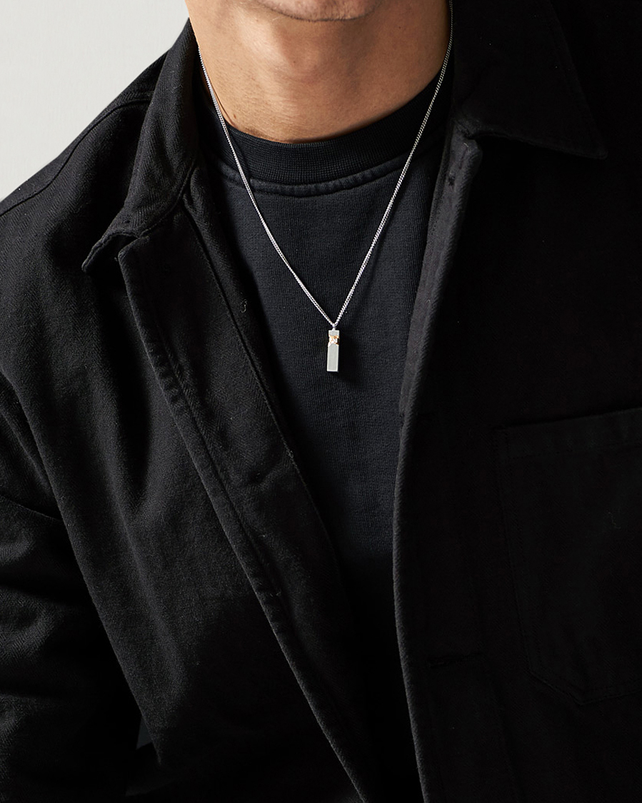 Mies | Kaulakorut | Tom Wood | Mined Cube Pendant Necklace Silver