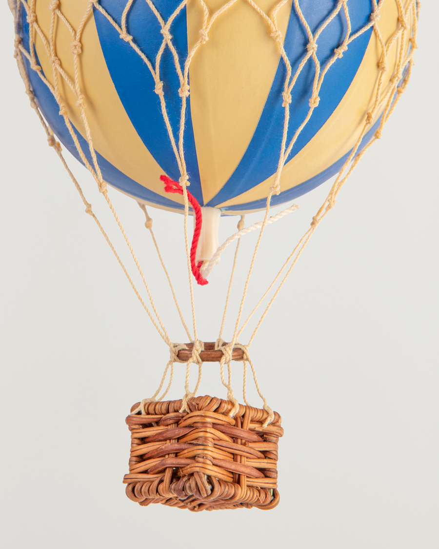 Mies | Koristeet | Authentic Models | Floating In The Skies Balloon Blue Double