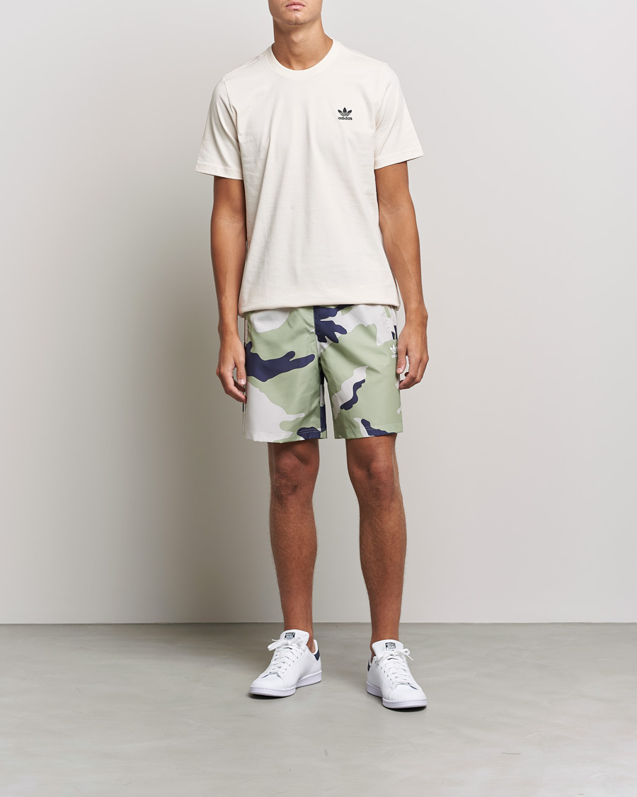 Mies | Rennot shortsit | adidas Originals | Camo Shorts Camo
