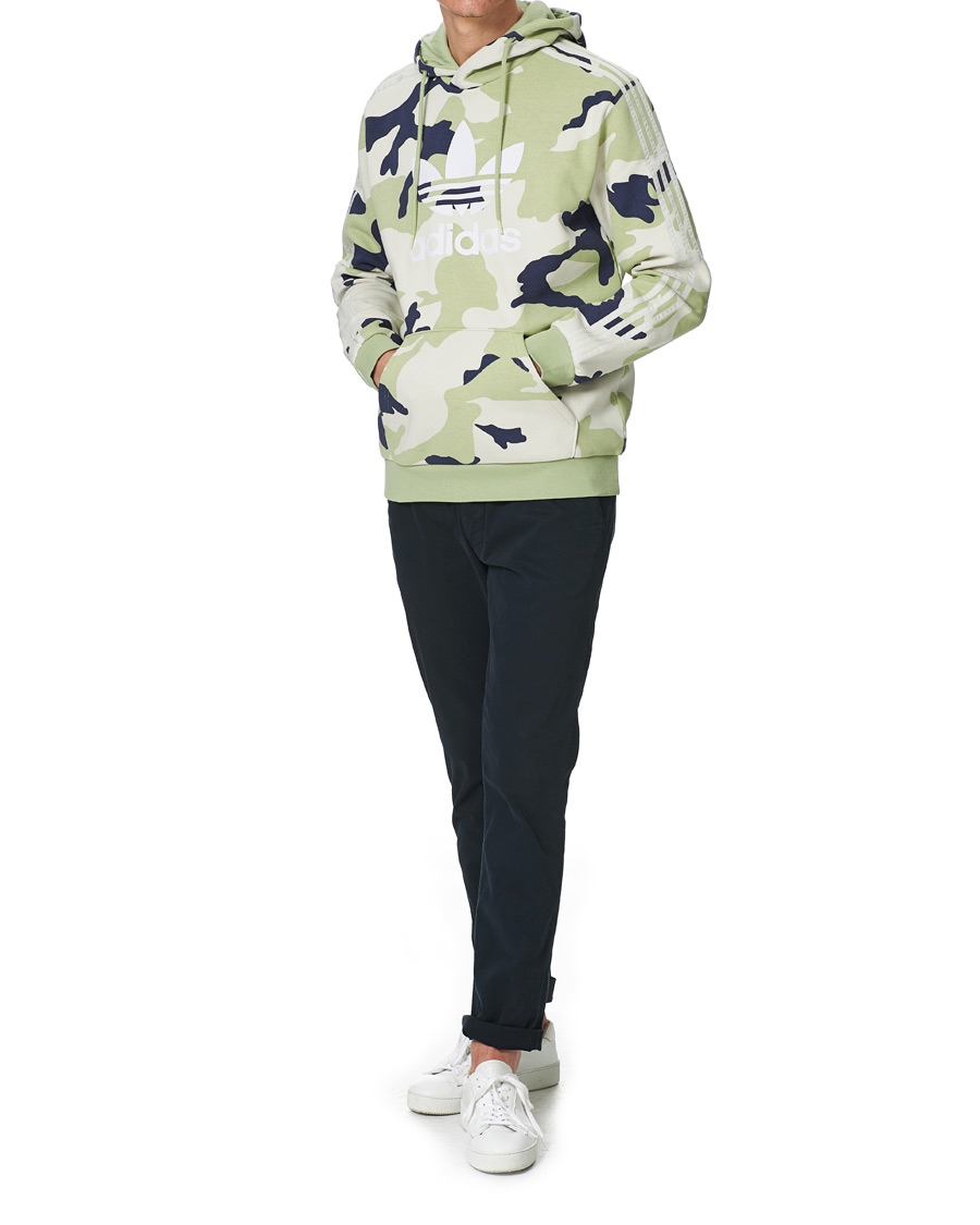 Mies | Puserot | adidas Originals | Camo Hoodie Camo