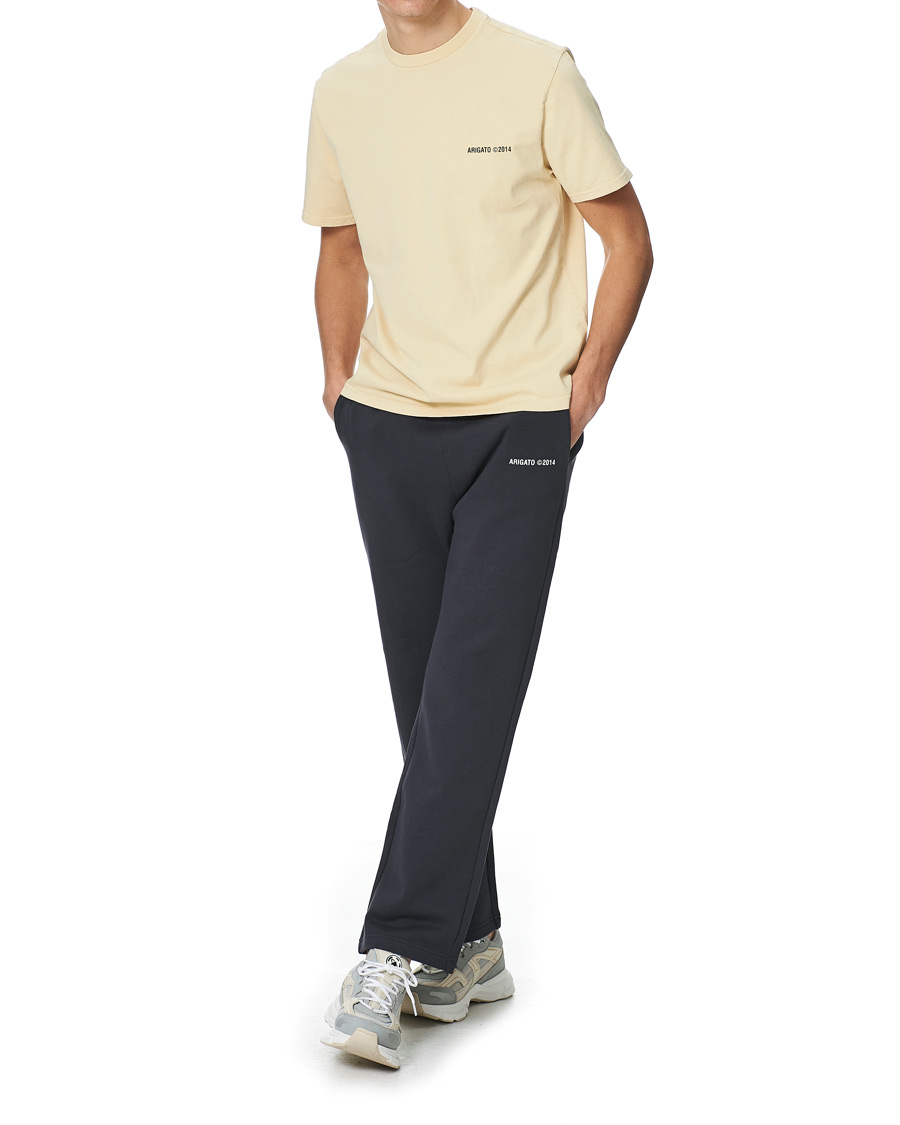 Mies | T-paidat | Axel Arigato | London Tee Natural Yellow