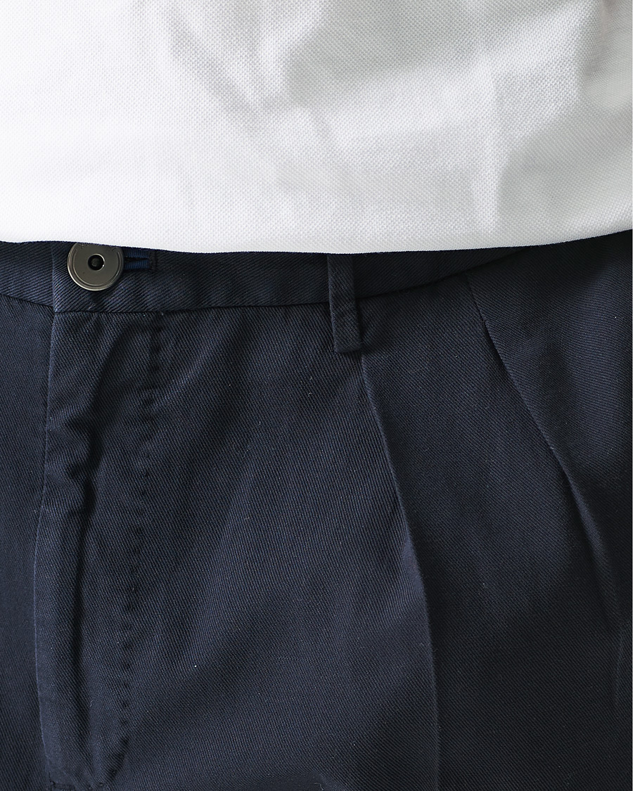 Mies | Housut | Incotex | Carrot Fit Pleated Trousers Navy