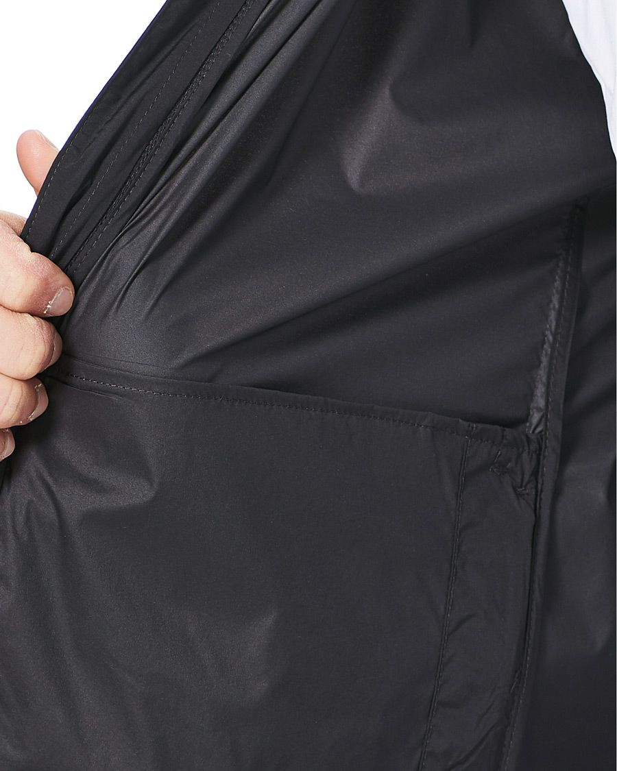 Mies | Takit | J.Lindeberg | Ash Light Packable Golf Jacket Black