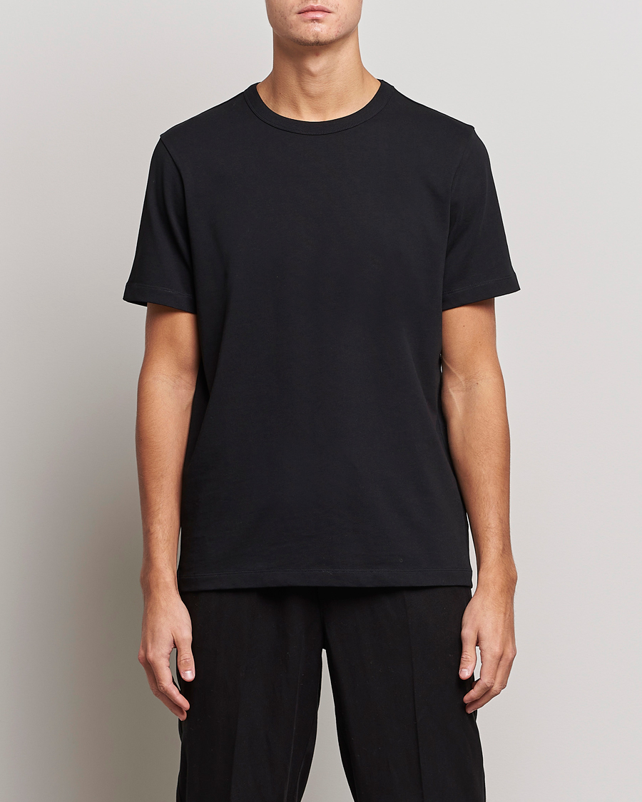 Mies | Lyhythihaiset t-paidat | A Day's March | Heavy Tee Black