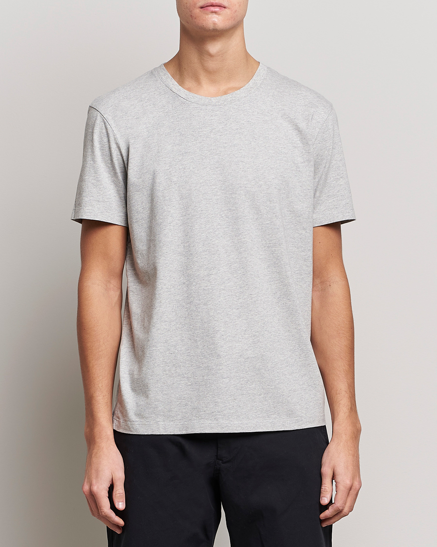 Mies | Tiedostava valinta | A Day's March | Classic Fit Tee Grey Melange