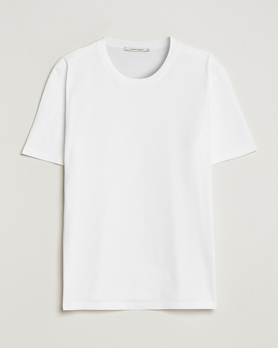 Miehet |  | A Day's March | Classic Fit Tee White