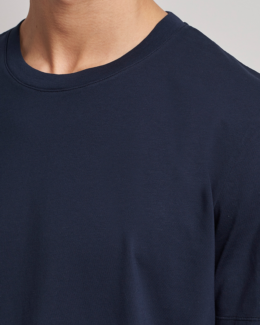 Mies | T-paidat | A Day's March | Classic Fit Tee Navy