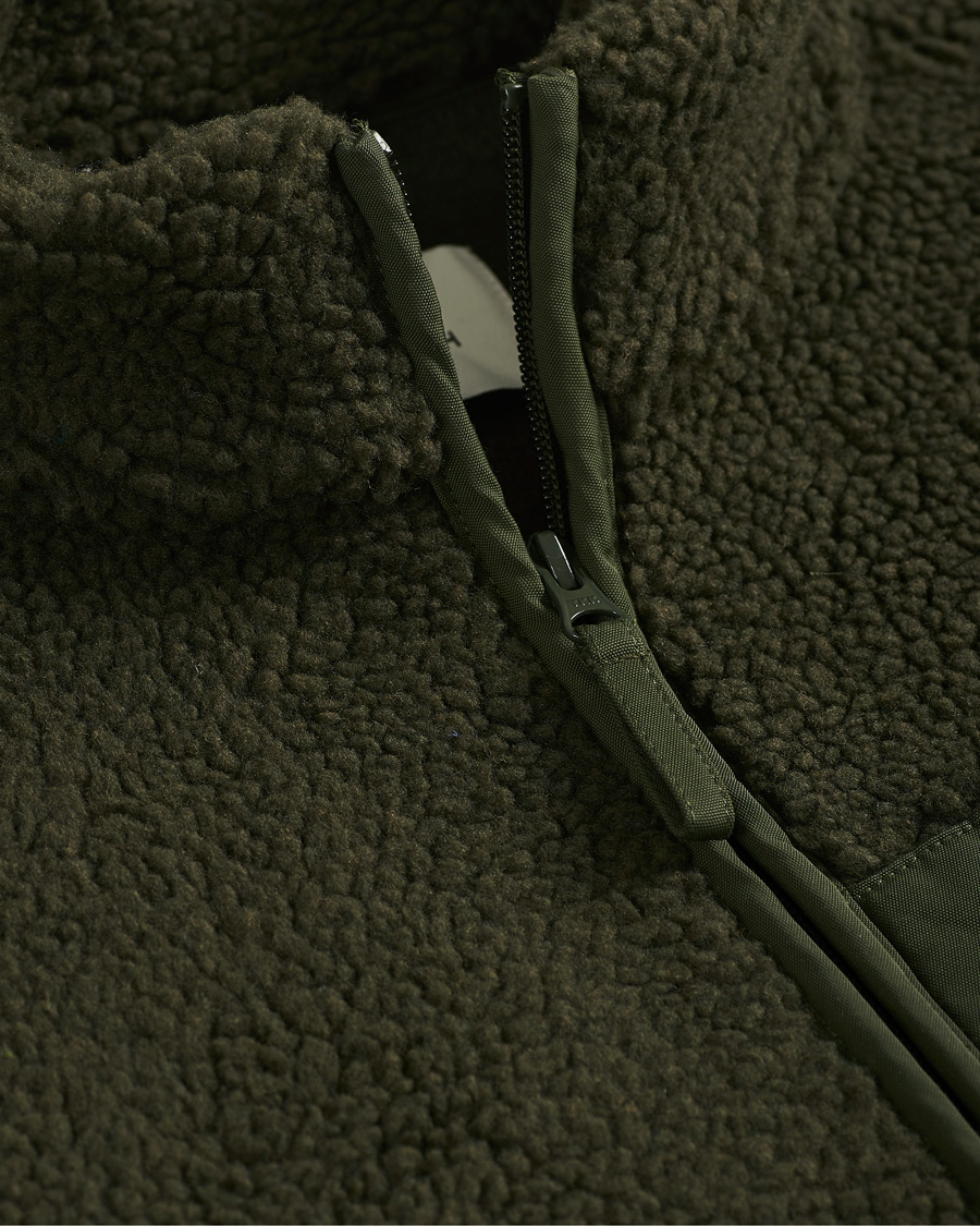Mies | Puserot | A Day's March | Arvån Recycled Fleece Vest Olive