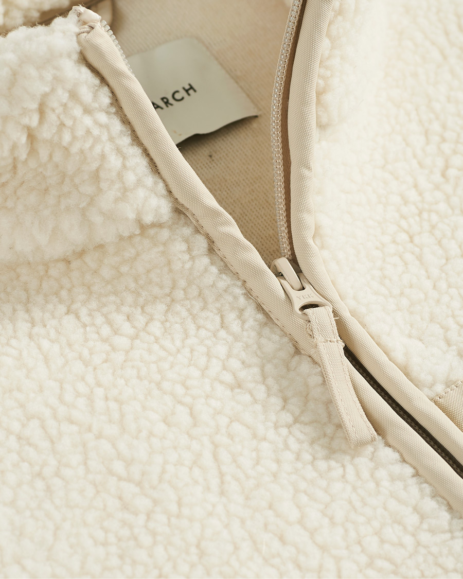 Mies | Puserot | A Day's March | Arvån Recycled Fleece Vest Off White